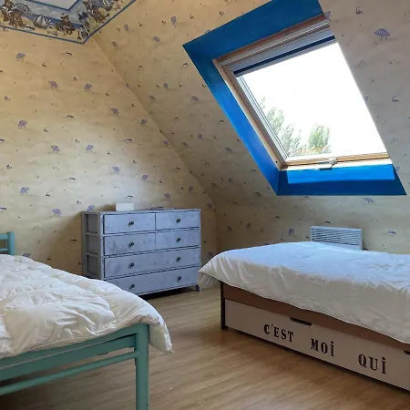 Maison Traditionnelle Au Calme, 3 Chambres, Jardin, Proche Des Commerces Et De La Ria D'etel - Fr-1-397-74 Locoal-Mendon