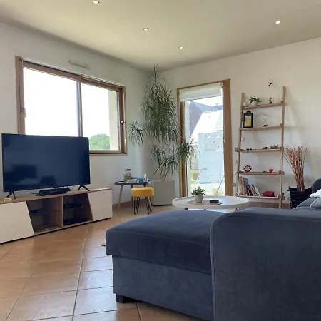 Maison Traditionnelle Au Calme, 3 Chambres, Jardin, Proche Des Commerces Et De La Ria D'etel - Fr-1-397-74 Locoal-Mendon